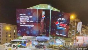 Publicidad de Pepsi contra Coca Cola en Navidad